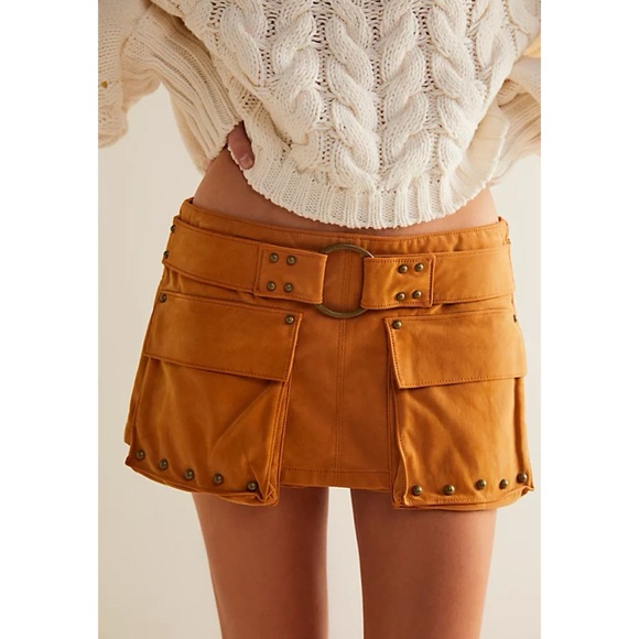 New Free People Micro Mini Suede Skort Low Rise We The Free Brown Stud Western 4 - Picture 1 of 11